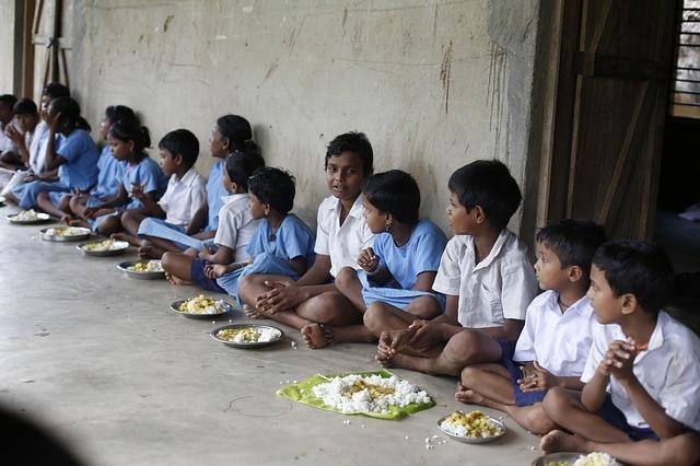Children eating the food