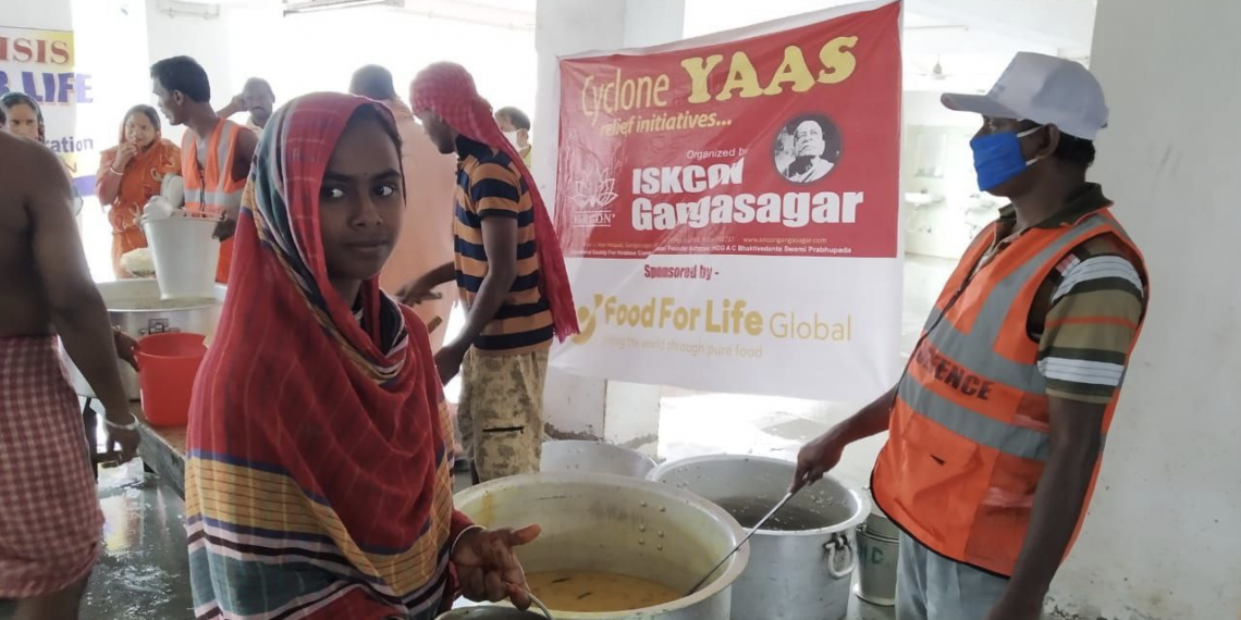 FFLG and Krishna Temple Gangasagar Help Feed Those Affected By Cyclone Yaas FFLG and Krishna Temple Gangasagar Help Feed Those Affected By Cyclone Yaas